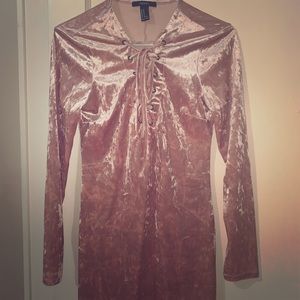 Medium pink velvet dress forever 21